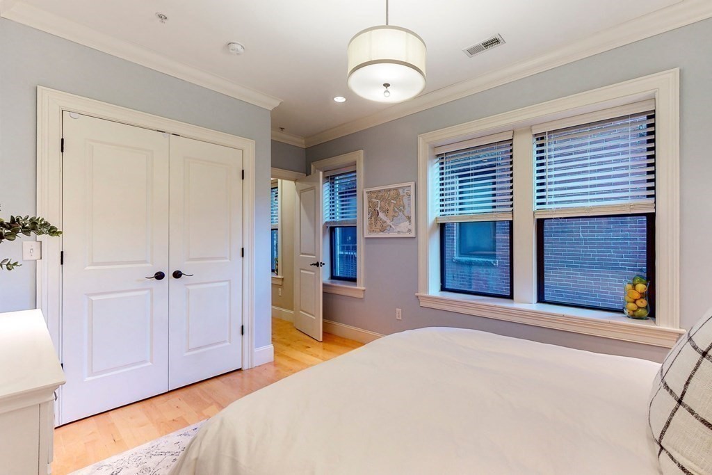 18 Cooper Street, Unit 3 Boston, MA 02113 - Photo 12 of 22