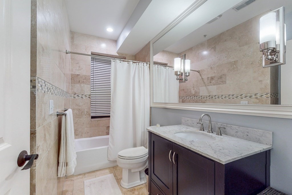 18 Cooper Street, Unit 3 Boston, MA 02113 - Photo 13 of 22