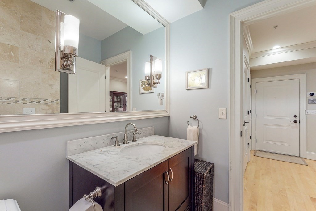 18 Cooper Street, Unit 3 Boston, MA 02113 - Photo 14 of 22