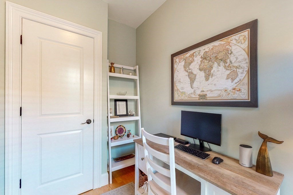 18 Cooper Street, Unit 3 Boston, MA 02113 - Photo 16 of 22