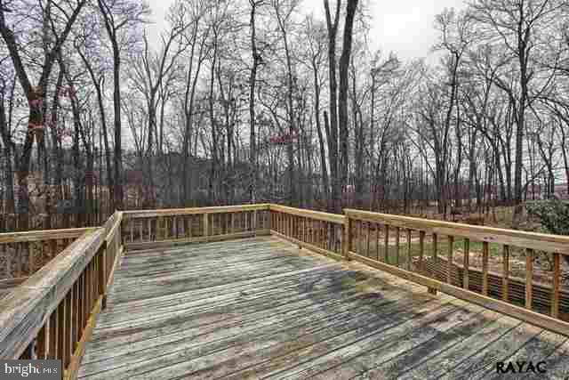 6190 Longview Dr Spring Grove Pa Spring Grove, PA 17362 - Photo 23 of 25 Gallery Image 23