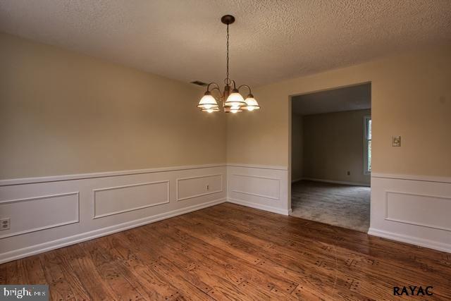 6190 Longview Dr Spring Grove Pa Spring Grove, PA 17362 - Photo 5 of 25 Gallery Image 5