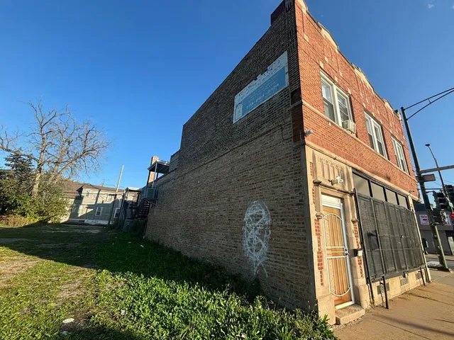 $159,900 | 10659 South Wentworth Avenue, Chicago, IL 60628