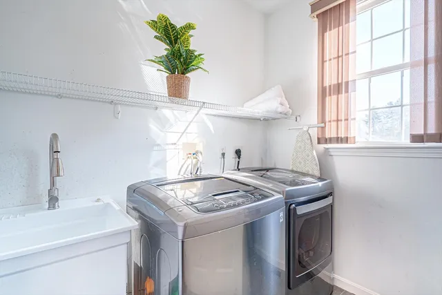 $785,000 | 300 Crownshield Avenue, Uxbridge, MA 01569