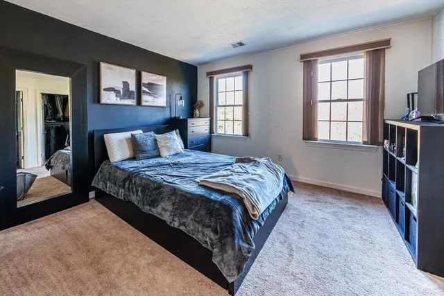 $785,000 | 300 Crownshield Avenue, Uxbridge, MA 01569