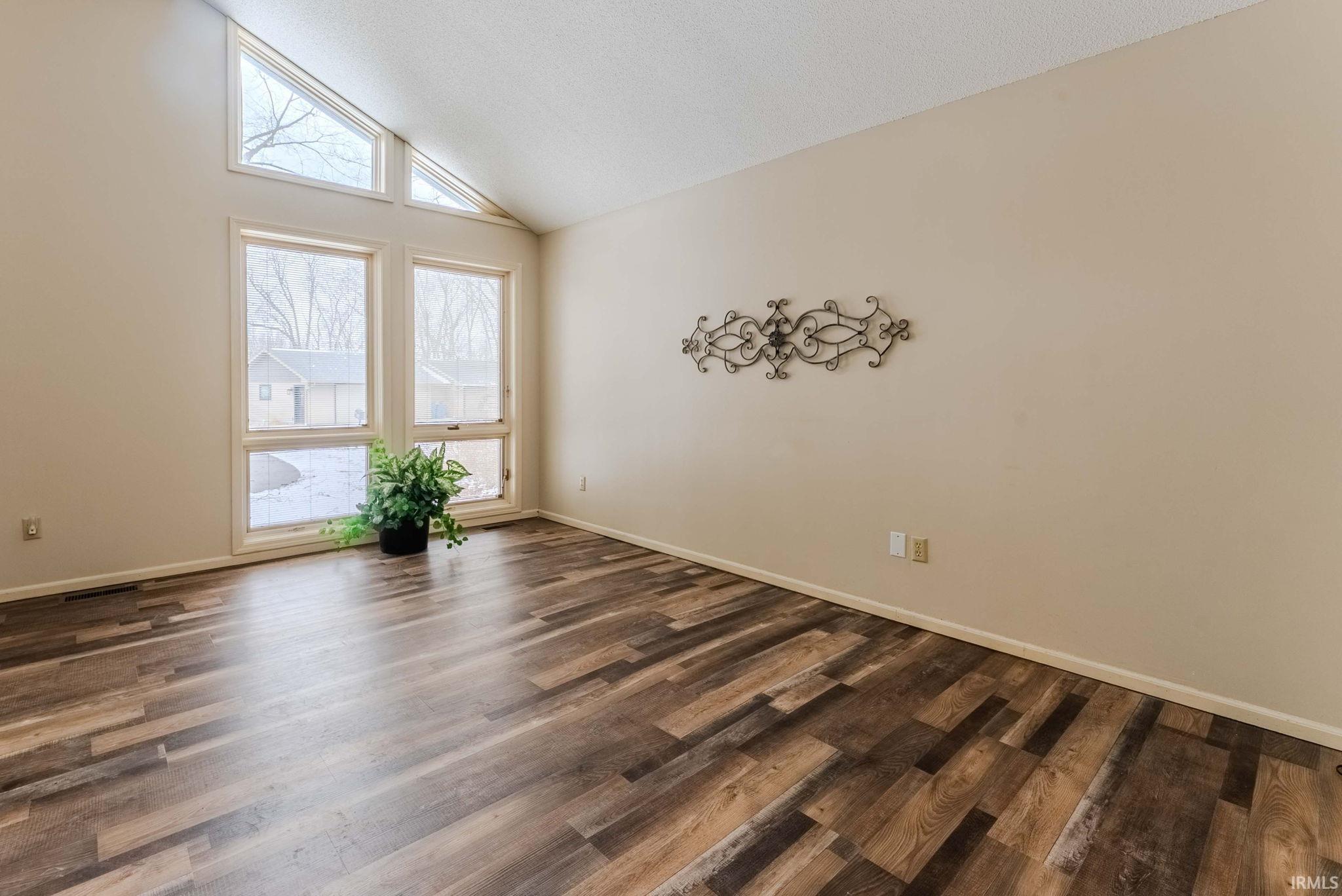 1452 Inez Street Wabash, IN 46992 - Photo 13 of 33