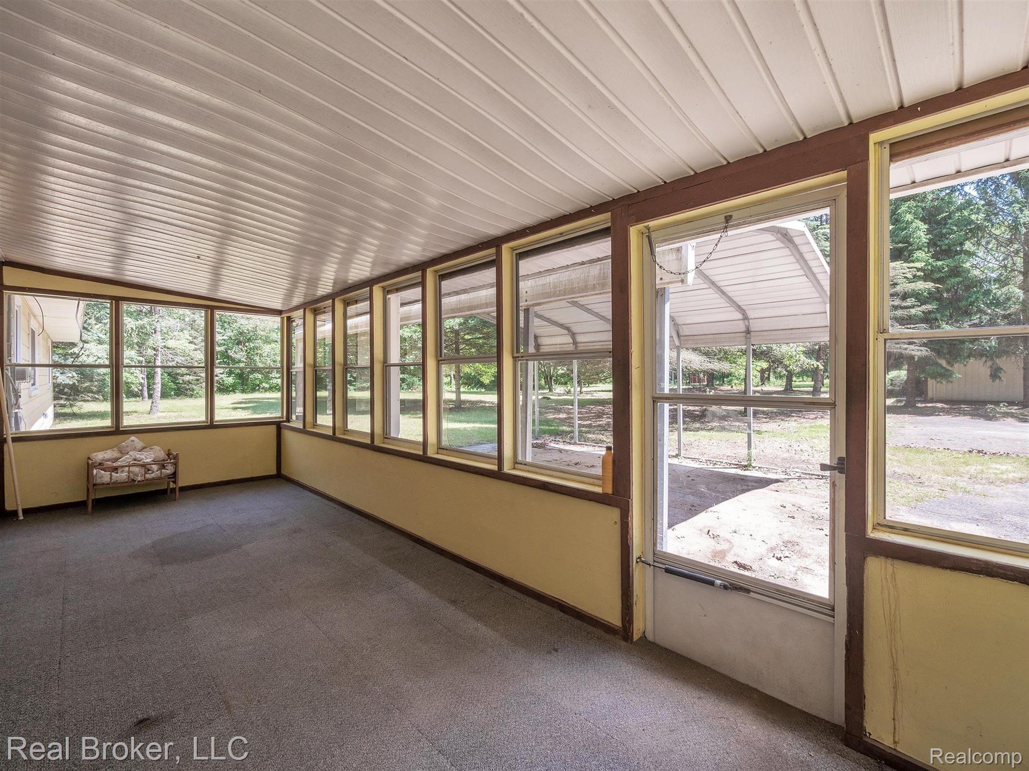 42955 Bemis Road Belleville, MI 48111 - Photo 34 of 66 35