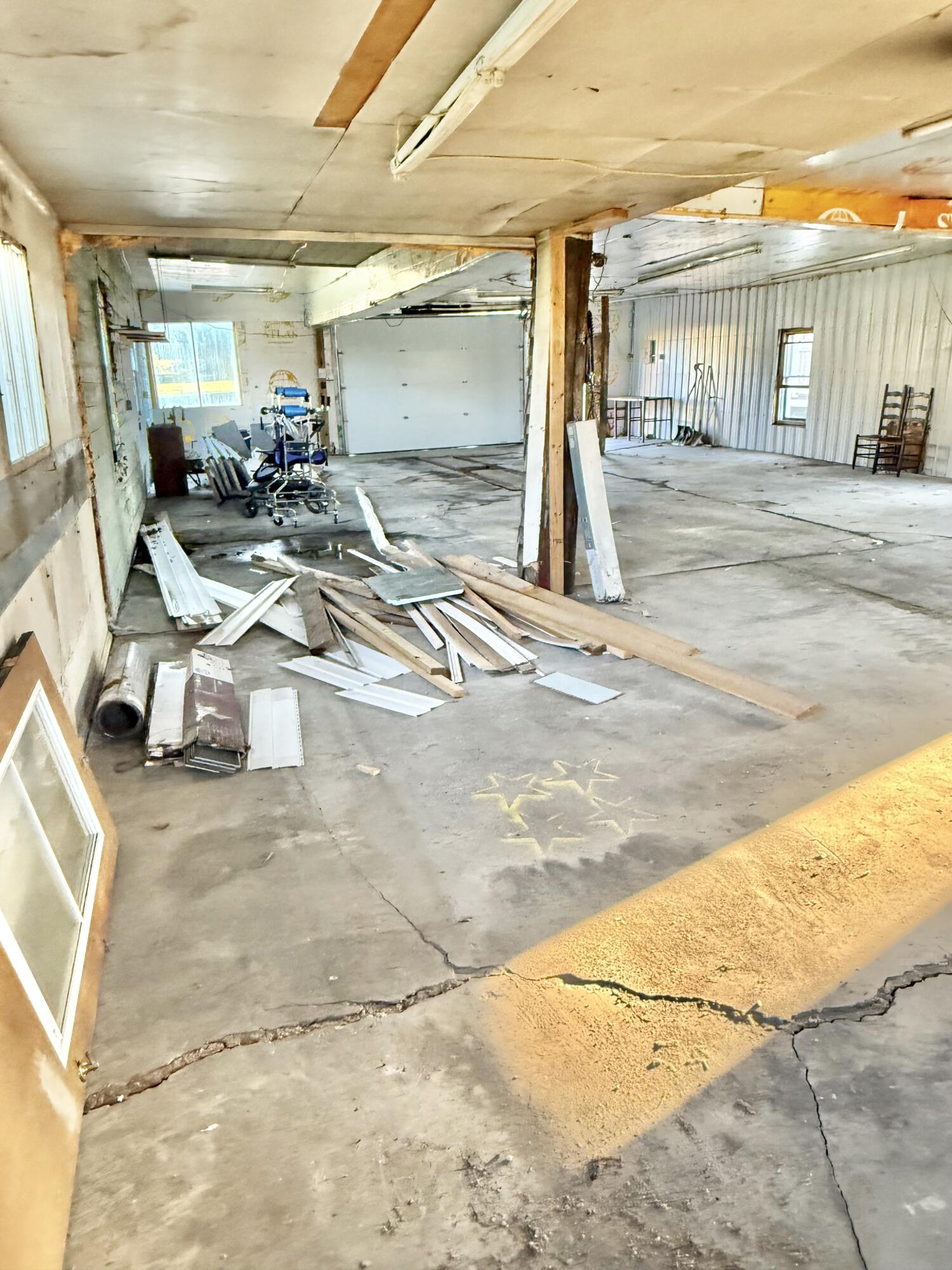 982 Main Street Grand Isle, ME 04746 - Photo 89 of 97 Garage