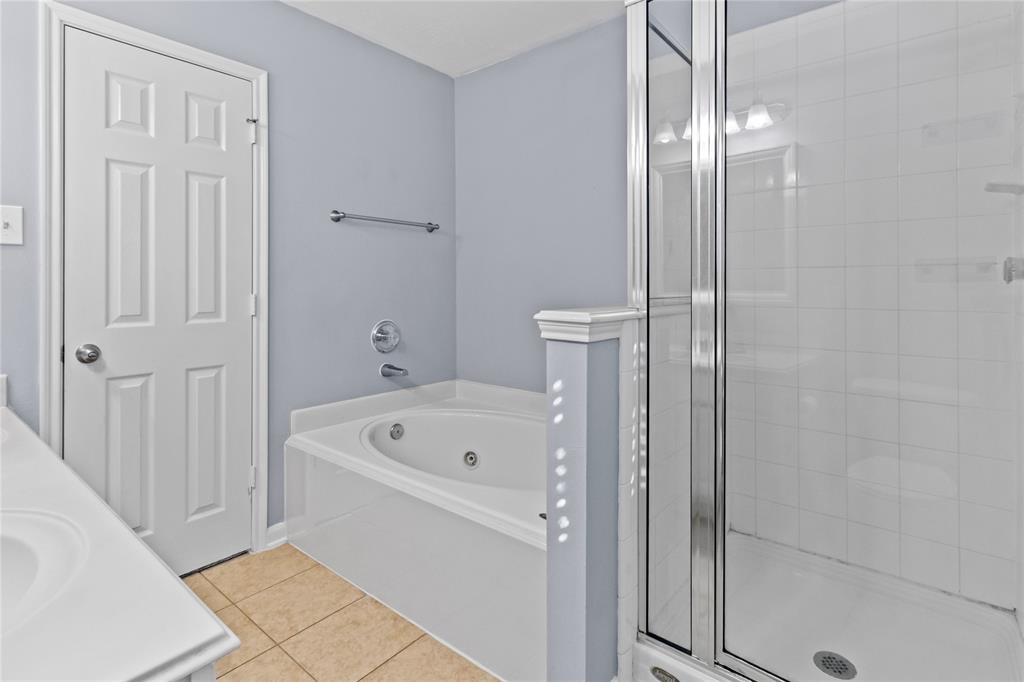 7454 Riven Oaks Court Cypress, TX 77433 - Photo 12 of 18