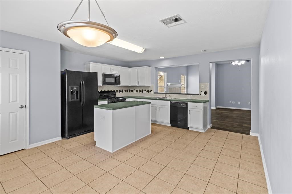 7454 Riven Oaks Court Cypress, TX 77433 - Photo 16 of 18