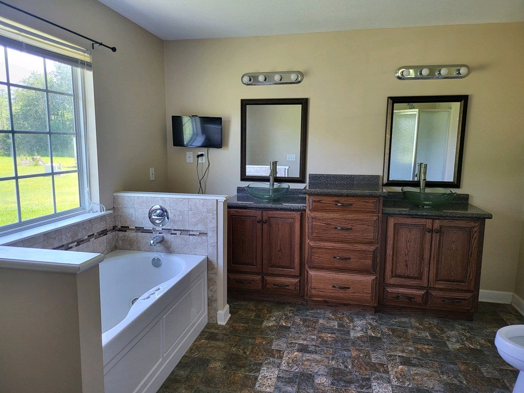 2015 Luke Road Ray City, GA 31645 - Photo 10 of 15 Gallery Image 10