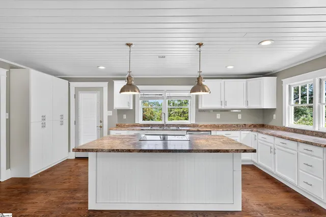 $650,000 | 4891 South Main Street, Cowpens, SC 29330