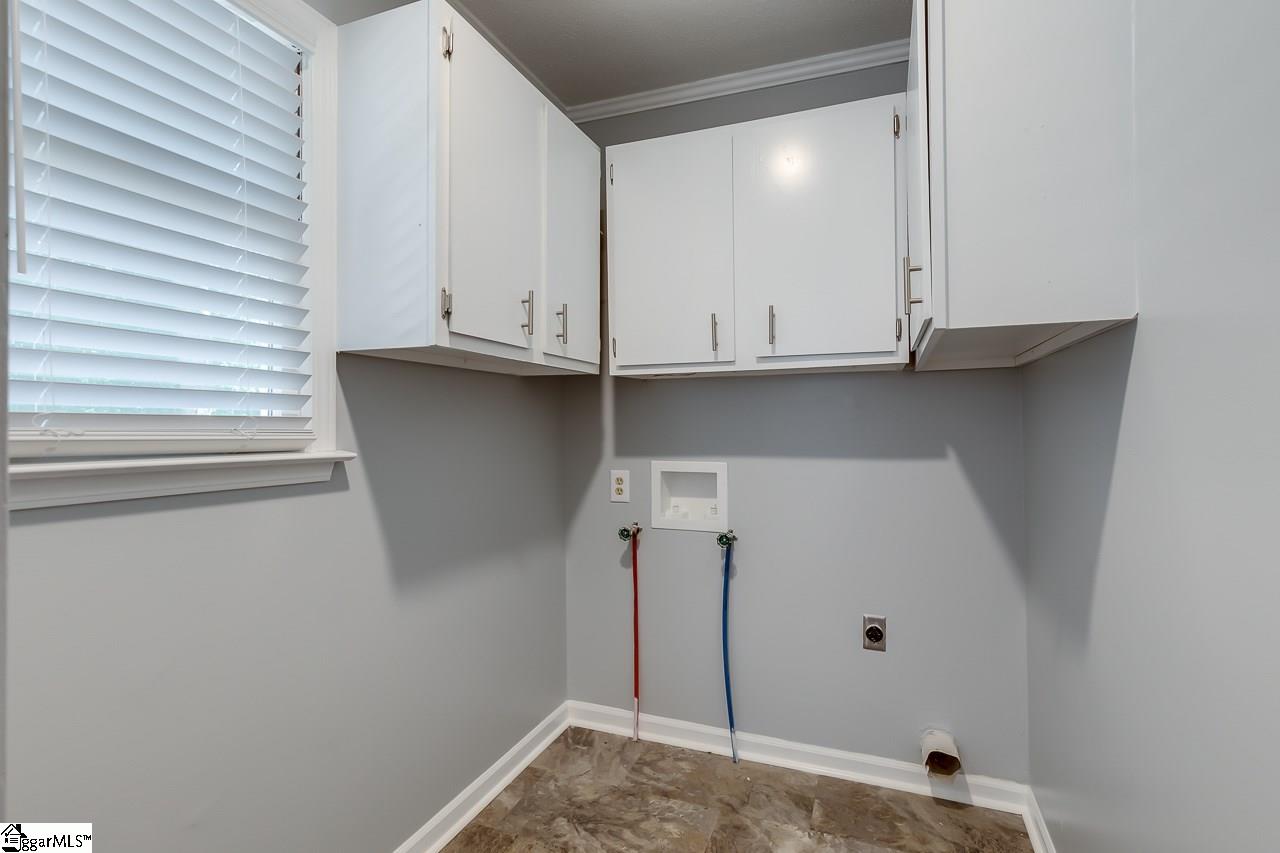 2 Randy Drive Taylors, SC 29687 - Photo 14 of 36 Gallery Image 14