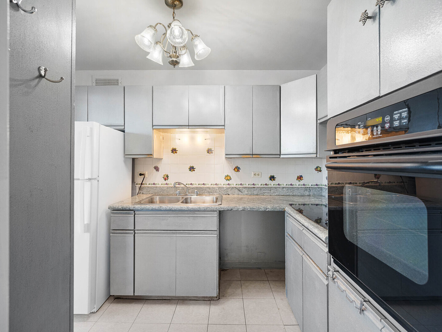 6301 North Sheridan Road, Unit 7G Chicago, IL 60660 - Photo 6 of 14 Gallery Image 6
