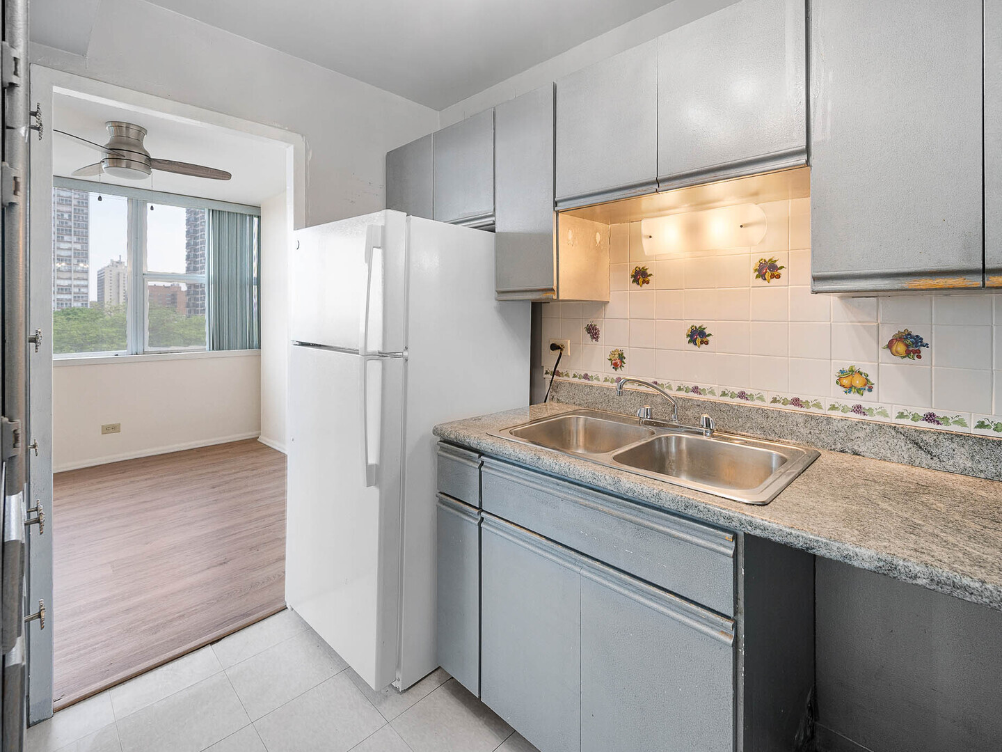6301 North Sheridan Road, Unit 7G Chicago, IL 60660 - Photo 7 of 14 Gallery Image 7