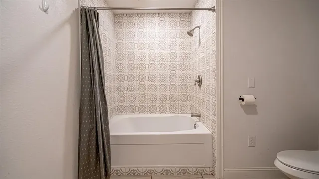 $850,000 | 114 Woodlot Lane, Azle, TX 76020