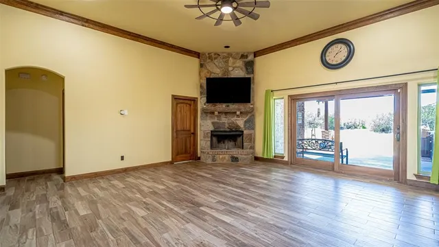 $850,000 | 114 Woodlot Lane, Azle, TX 76020