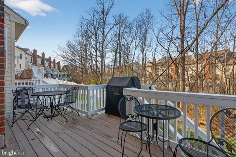 $799,999 | 43262 Somerset Hills Terrace, Ashburn, VA 20147