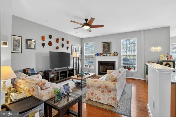 $799,999 | 43262 Somerset Hills Terrace, Ashburn, VA 20147