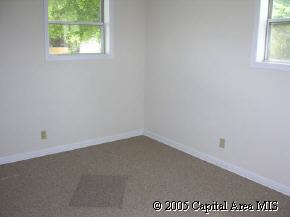 1201 North Poole Avenue Springfield, IL 62702 - Photo 6 of 9 Gallery Image 6