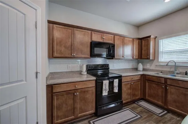 $299,999 | 47 Thacker Trail, Adairsville, GA 30103