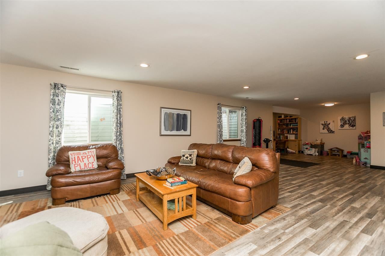 1204 Wood Lily Road Solon, IA 52333 - Photo 31 of 42 Gallery Image 31