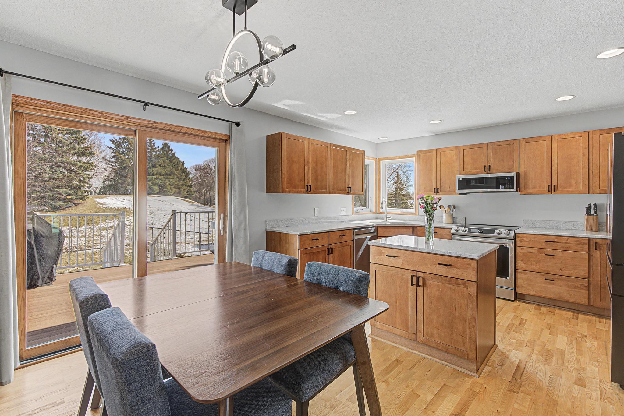 9200 Lakeside Trail Champlin, MN 55316 - Photo 2 of 41