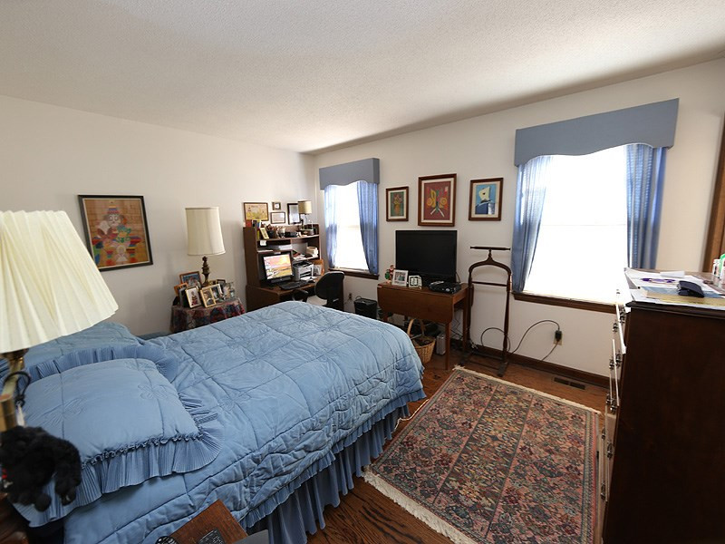 1424 Dellwood Drive Raleigh, NC 27607 - Photo 9 of 13 Photo 9