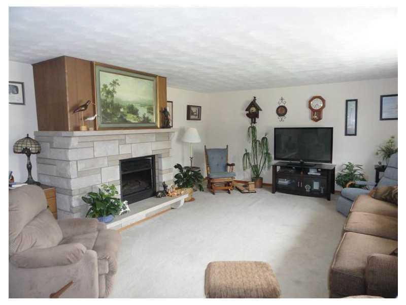 186 South Dorset Road Troy, OH 45373 - Photo 3 of 24