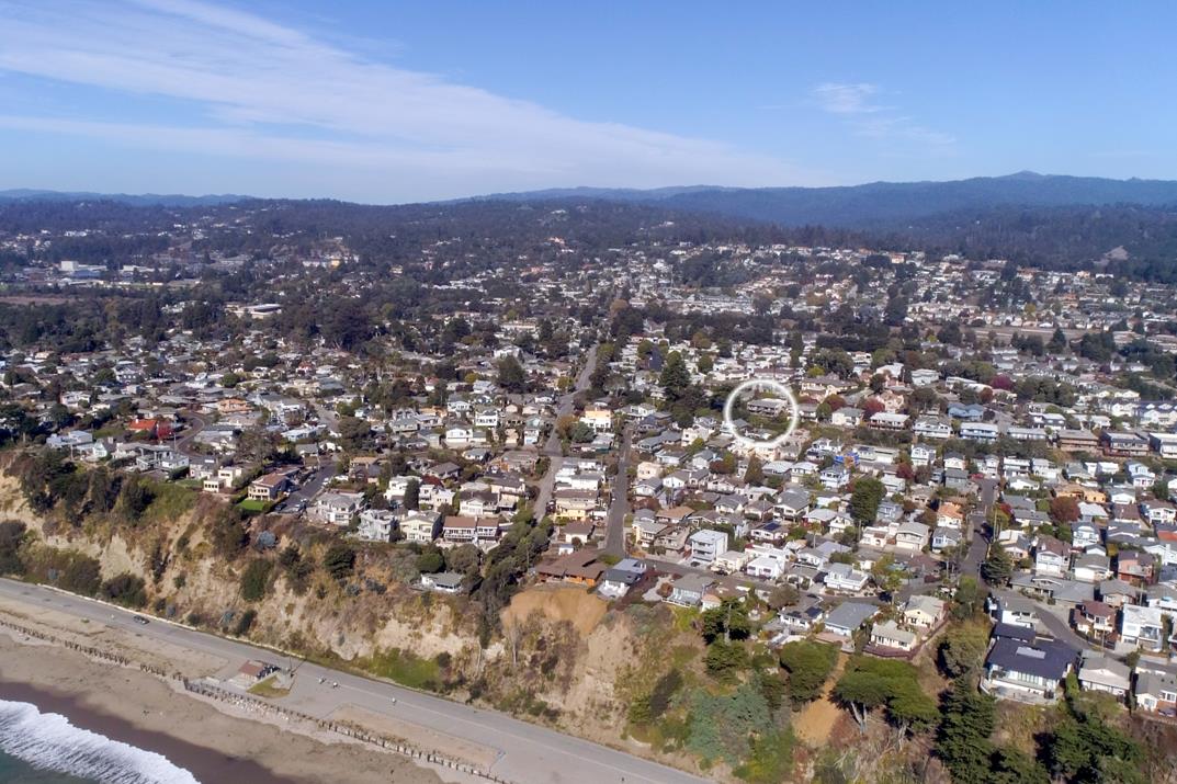 369 Sea Ridge Road Aptos, CA 95003 - Photo 2 of 20 an aerial view of multiple house
