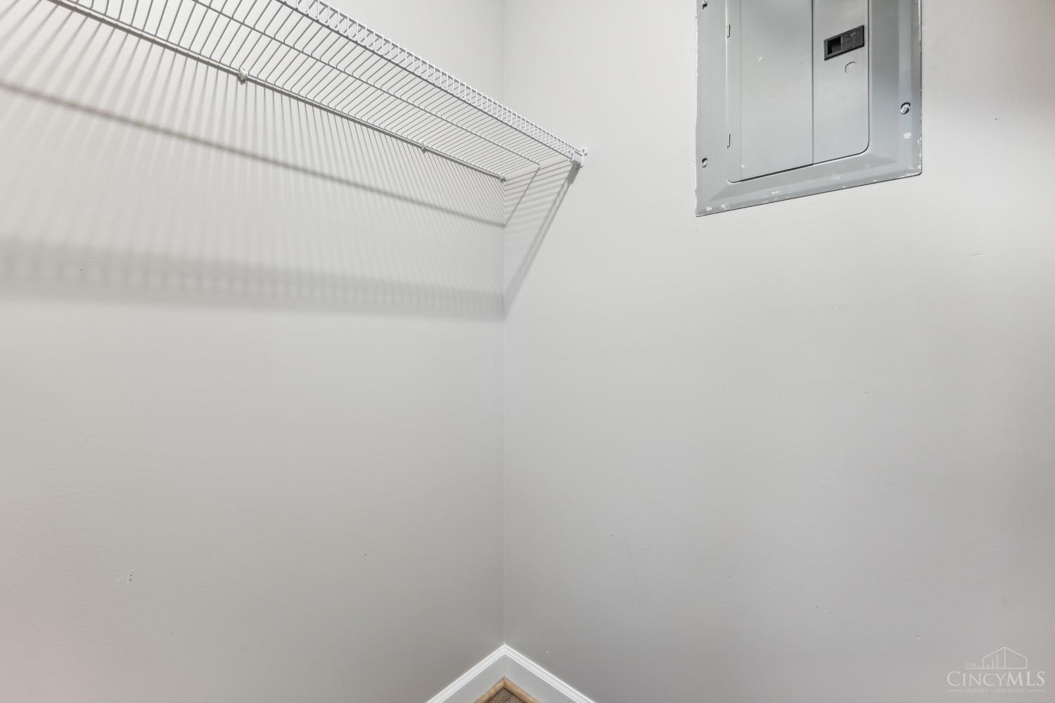 7641 Montgomery Road, Unit 7 Cincinnati, OH 45236 - Photo 22 of 27 Gallery Image 22