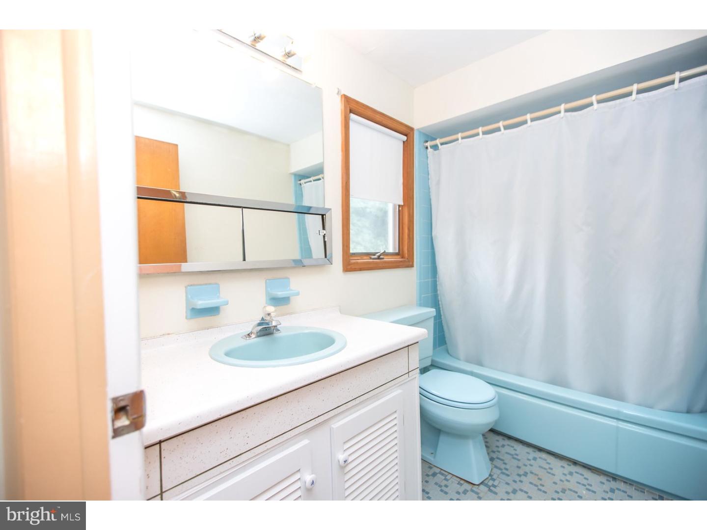 49 Hamilton Road Marlton, NJ 08053 - Photo 20 of 24 Bathroom