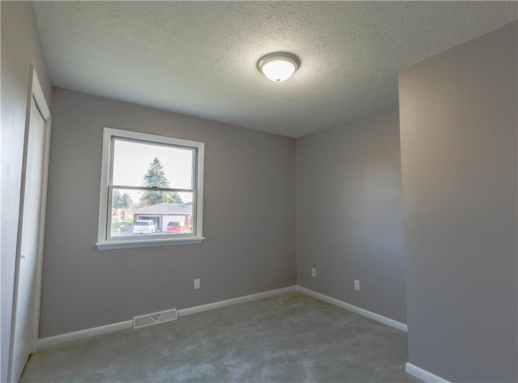 327 Ridge Avenue Monessen, PA 15062 - Photo 11 of 19 Gallery Image 11