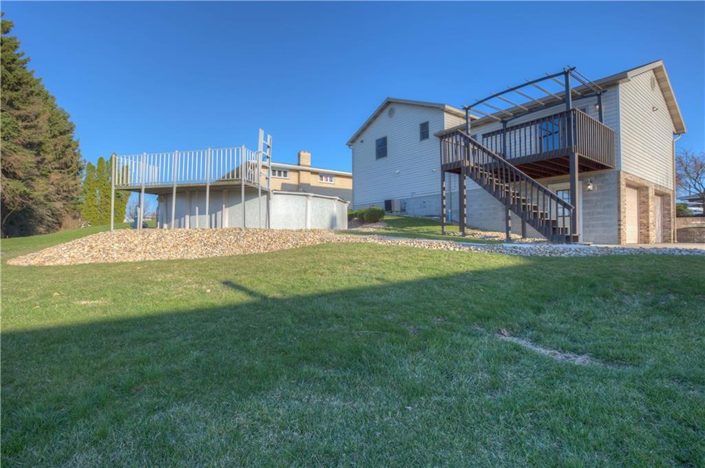 327 Ridge Avenue Monessen, PA 15062 - Photo 4 of 19 Gallery Image 4