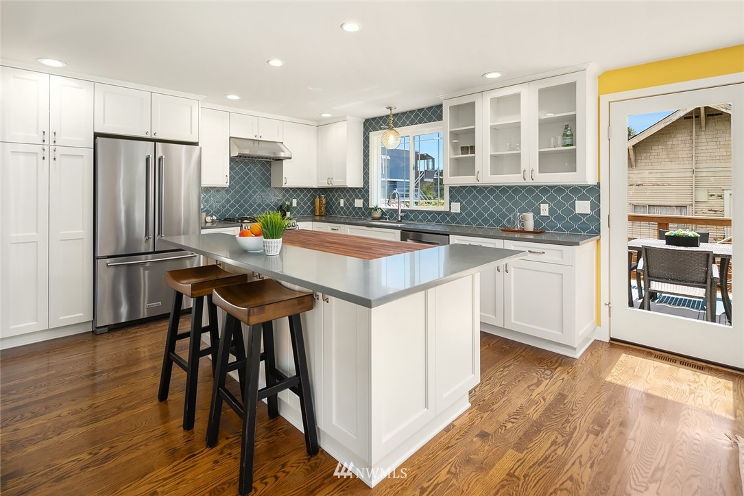 5635 Keystone Place North Seattle, WA 98103 - Photo 8 of 39 Gallery Image 8