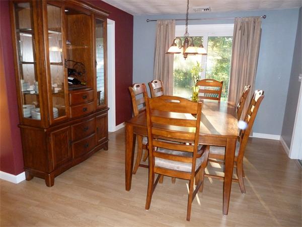 9 Gary Road Chelmsford, MA 01824 - Photo 5 of 14 a dining room with furniture and window