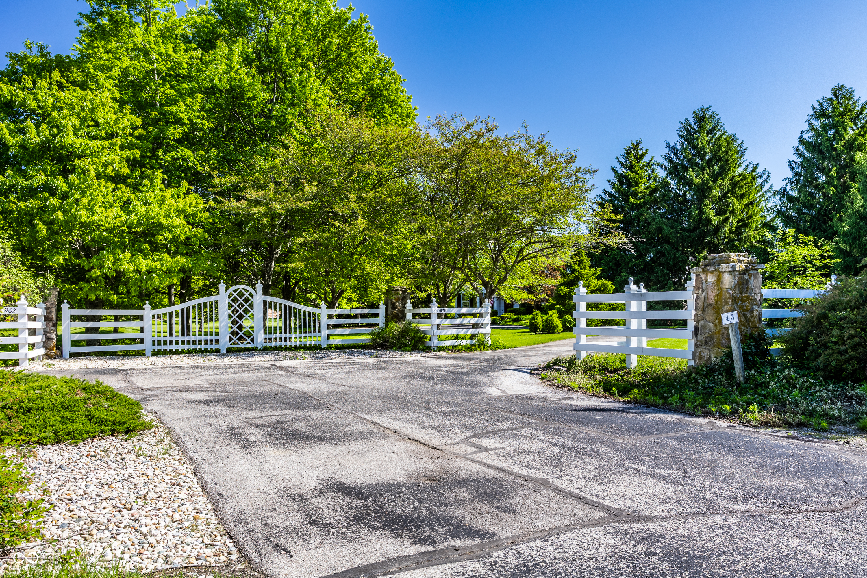 6976 Old Hunt Club Road Zionsville, IN 46077 - Photo 5 of 71