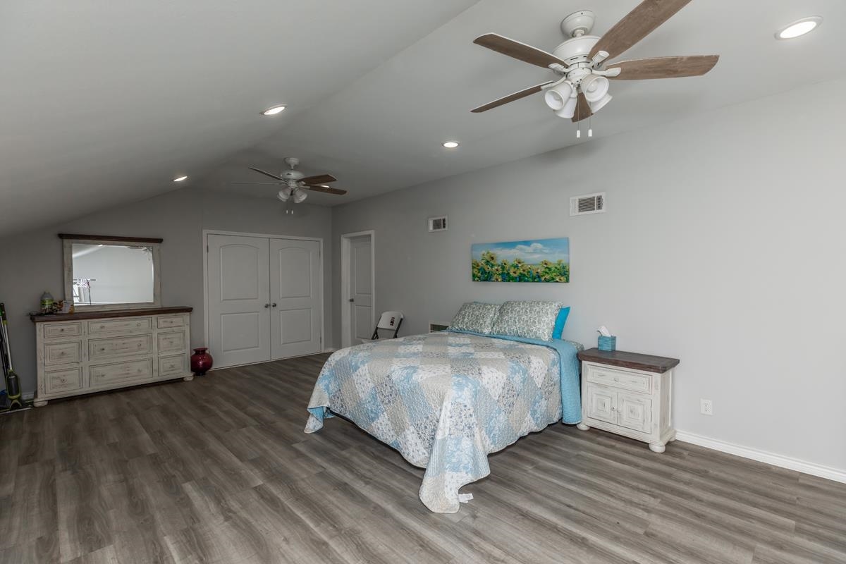 2231 Neyland Road Silsbee, TX 77656 - Photo 22 of 48
