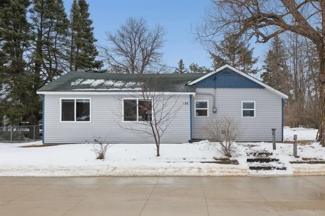 $197,000 | 136 1st Street North, Hackensack, MN 56452