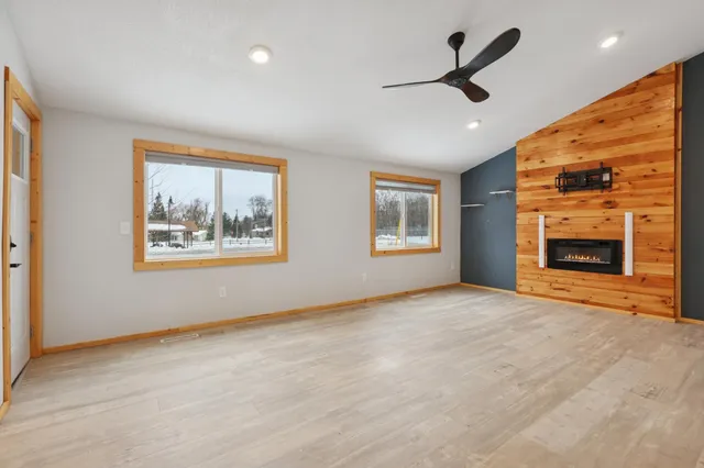 $197,000 | 136 1st Street North, Hackensack, MN 56452