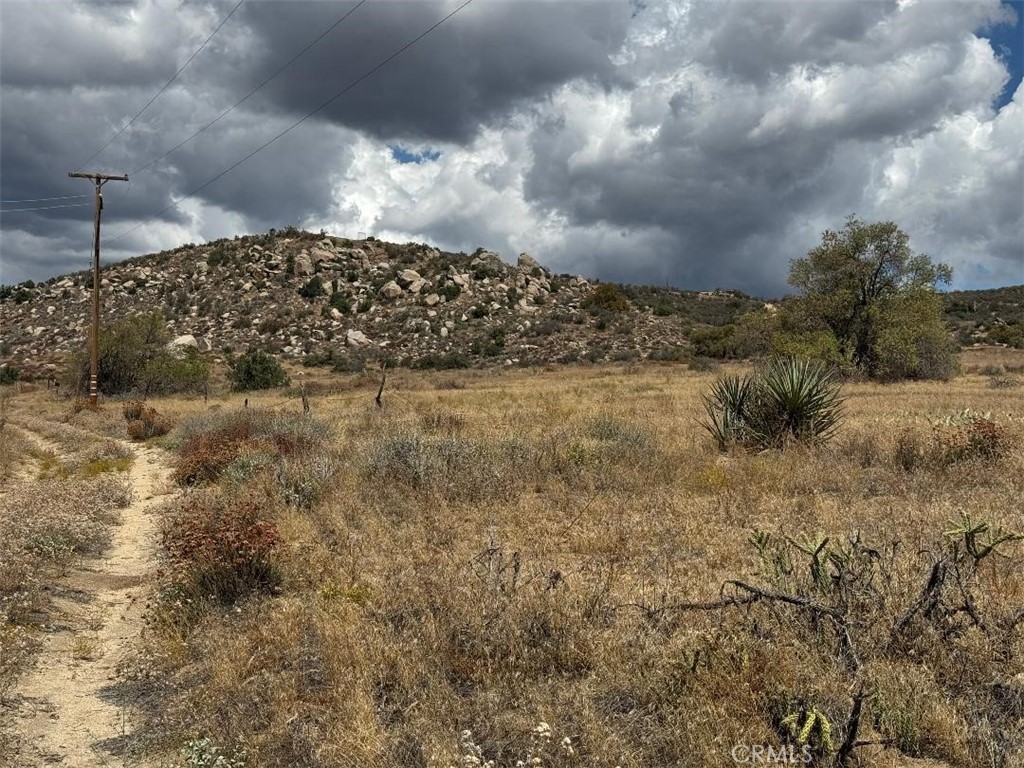 0 Kool Vista Anza, CA 92539 - Photo 23 of 38 a view of a yard