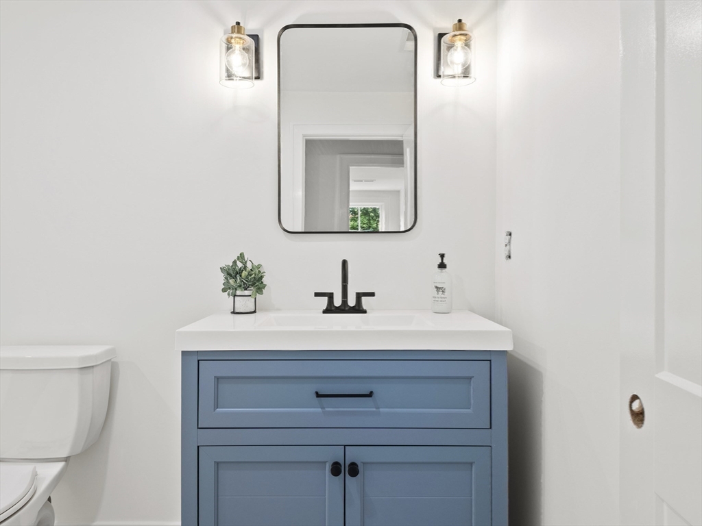 20 Bainbridge Road Reading, MA 01867 - Photo 30 of 41 Gallery Image 30