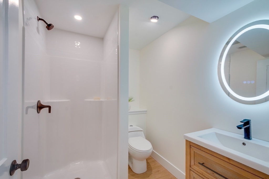 20 Bainbridge Road Reading, MA 01867 - Photo 35 of 41 Gallery Image 35