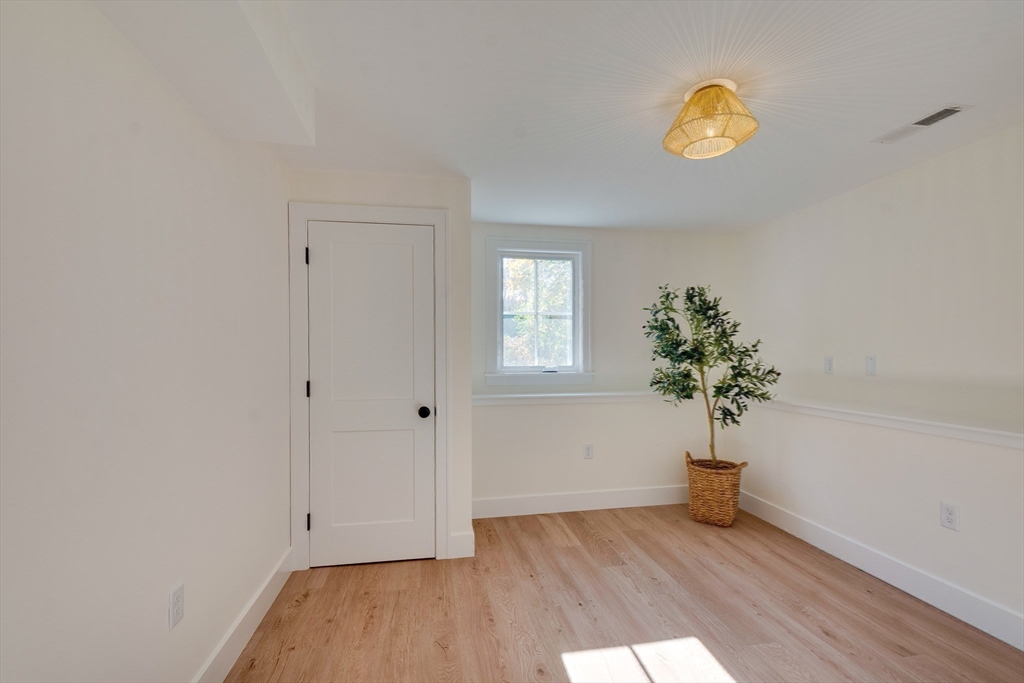 20 Bainbridge Road Reading, MA 01867 - Photo 36 of 41 Gallery Image 36