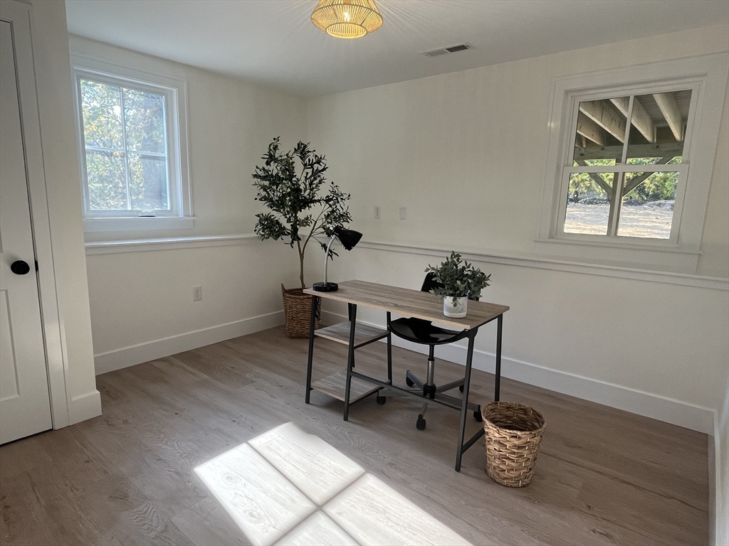 20 Bainbridge Road Reading, MA 01867 - Photo 37 of 41 Gallery Image 37