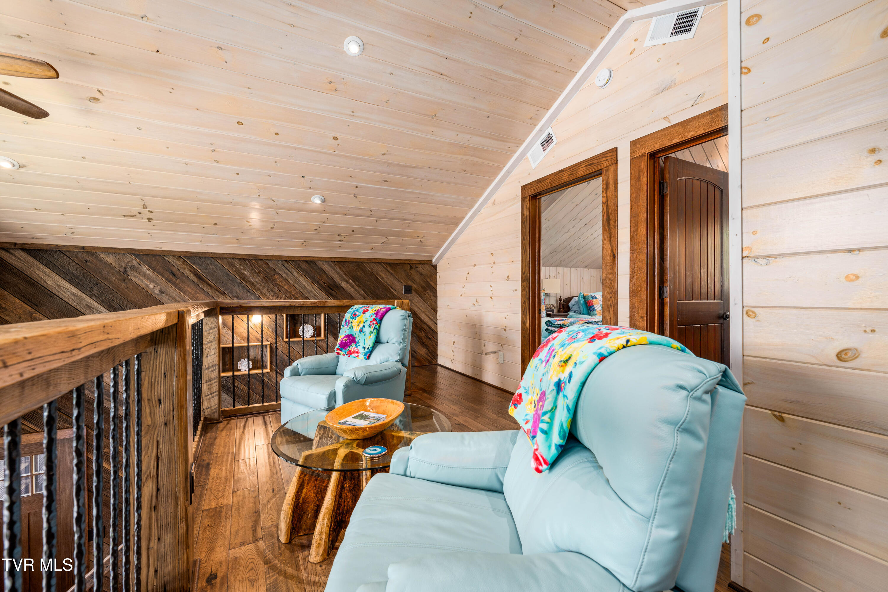 110 North River Lane Butler, TN 37640 - Photo 25 of 50 110 North River Shores (70 of 79)