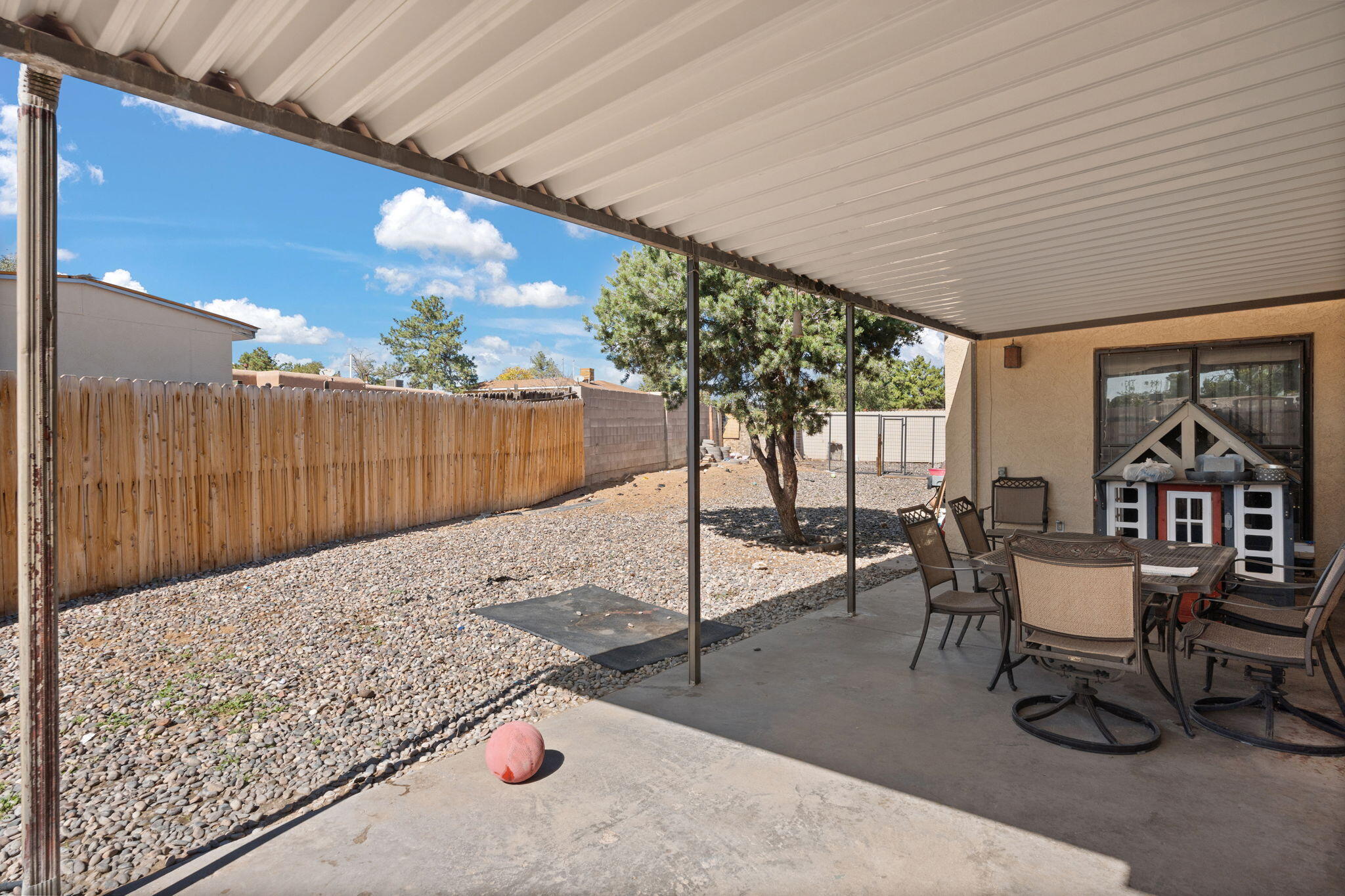 817 Oreja De Oro Drive Southeast Rio Rancho, NM 87124 - Photo 5 of 41 Gallery Image 5
