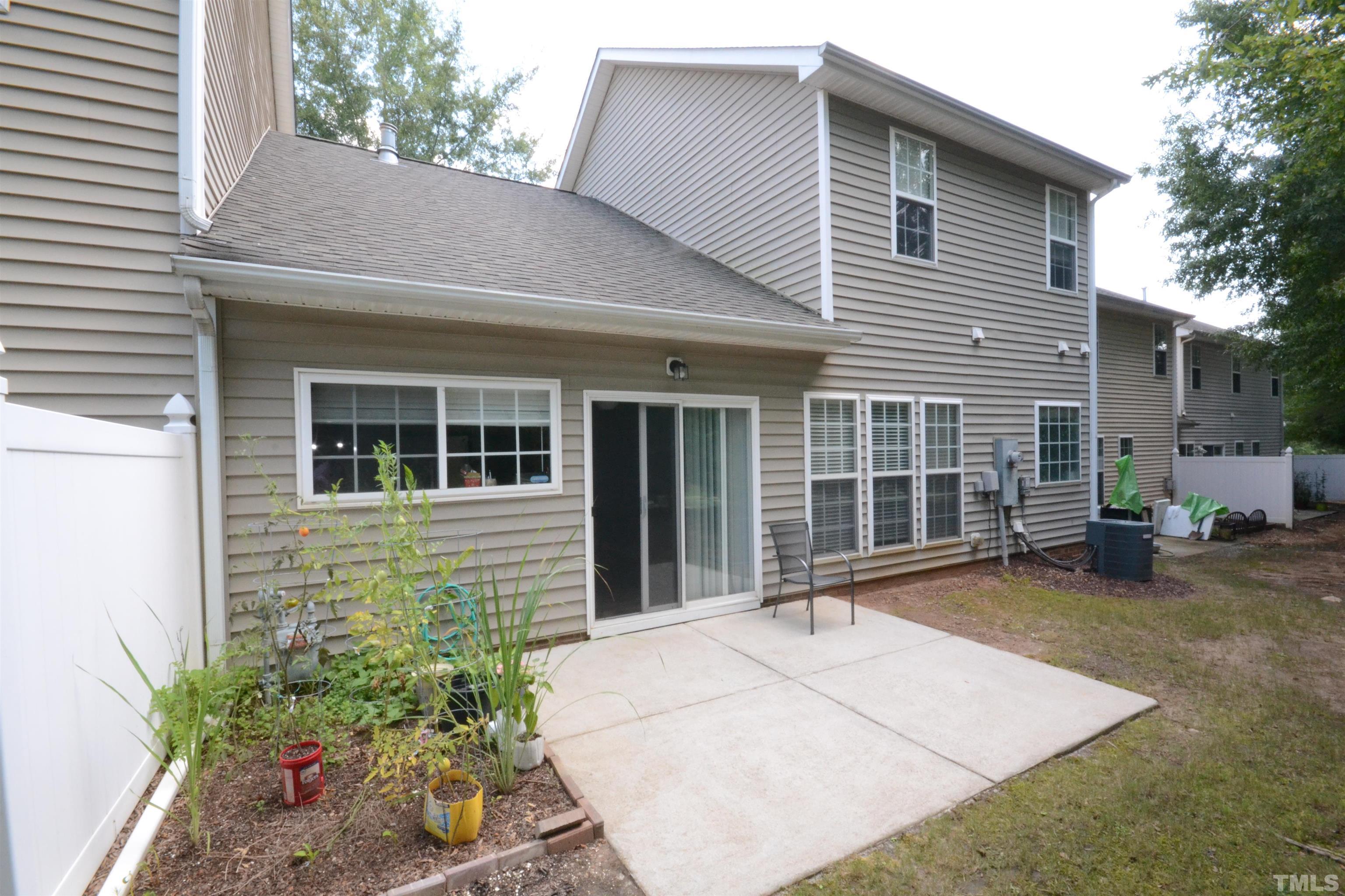12215 Fox Valley Street Raleigh, NC 27614 - Photo 4 of 13