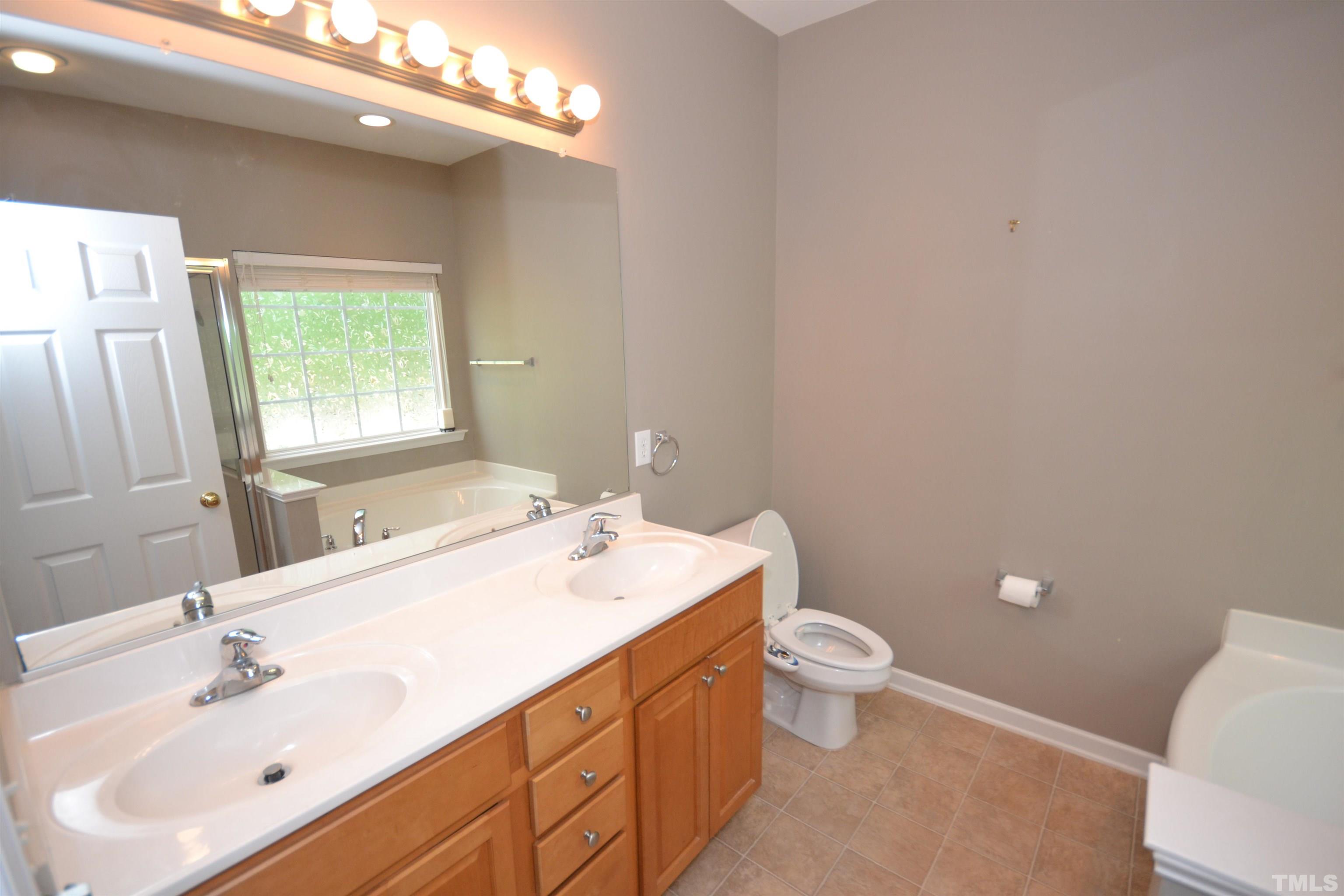 12215 Fox Valley Street Raleigh, NC 27614 - Photo 8 of 13