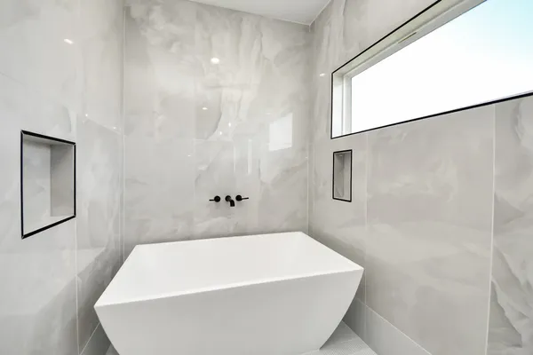 $2,900 | 410 East 41st Street, Houston, TX 77022